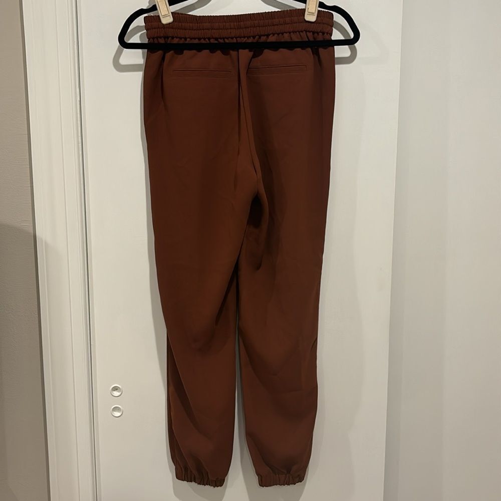 Express Rust Color Jogger Pants - Size XS. - Picture 3 of 9